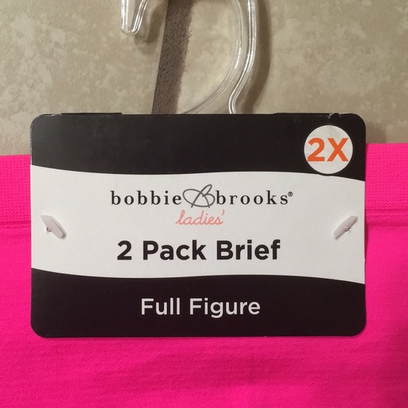 NWT Set of two comfy full figure briefs. - Picture 3 of 4